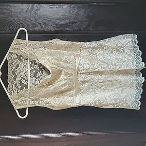 Gorgeous Ann Taylor Lace Silk Sleeveless Top - Sz. 00 - Beige